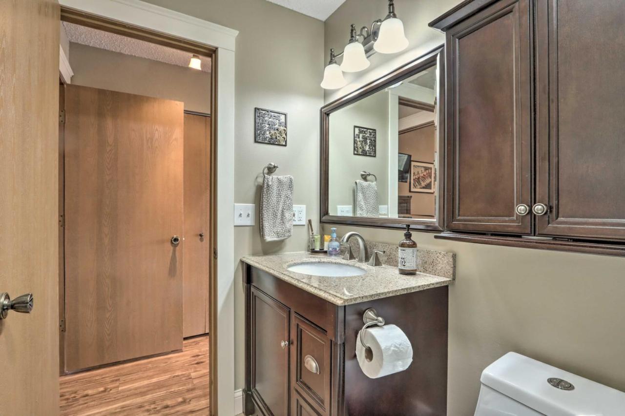 Osage Beach Condo With Lake Of The Ozarks Views Eksteriør bilde